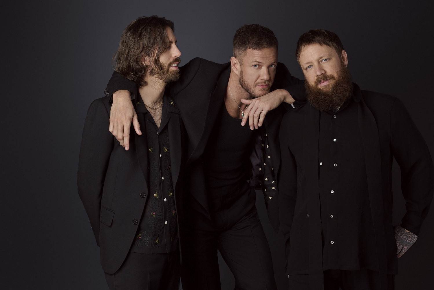 Imagine Dragons trình diễn trong supershow 8WONDER tại TP. HCM